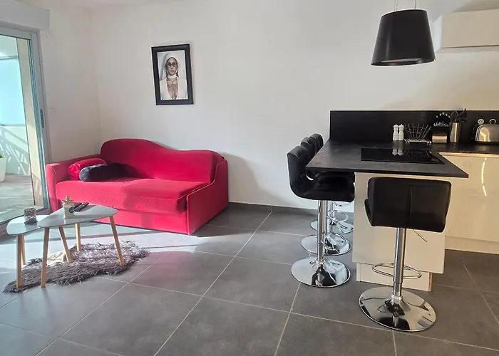Saint-raphael Near & Pool Daire *
