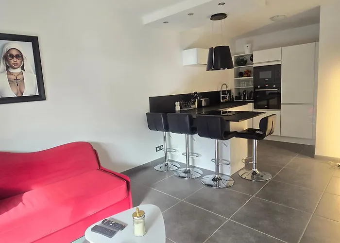 Saint-raphael Near & Pool Daire *
